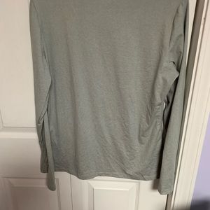 32 Degrees Tops - Like new light silver-gray thermal top 32 Degrees Tops - Like new light silver-gray thermal top